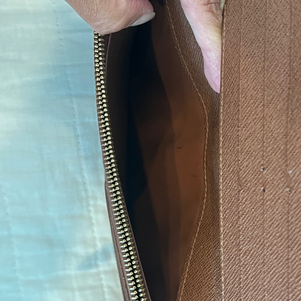 Authentic Louis Vuitton Monogram LV Insolite Long Wallet - Picture 4 of 7